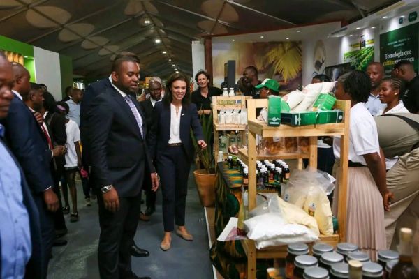 INHAMBANE LEVA À FACIM O MELHOR DA SUA TERRA: AGRICULTURA, PESCA, ARTESANATO E TURISMO EM DESTAQUE